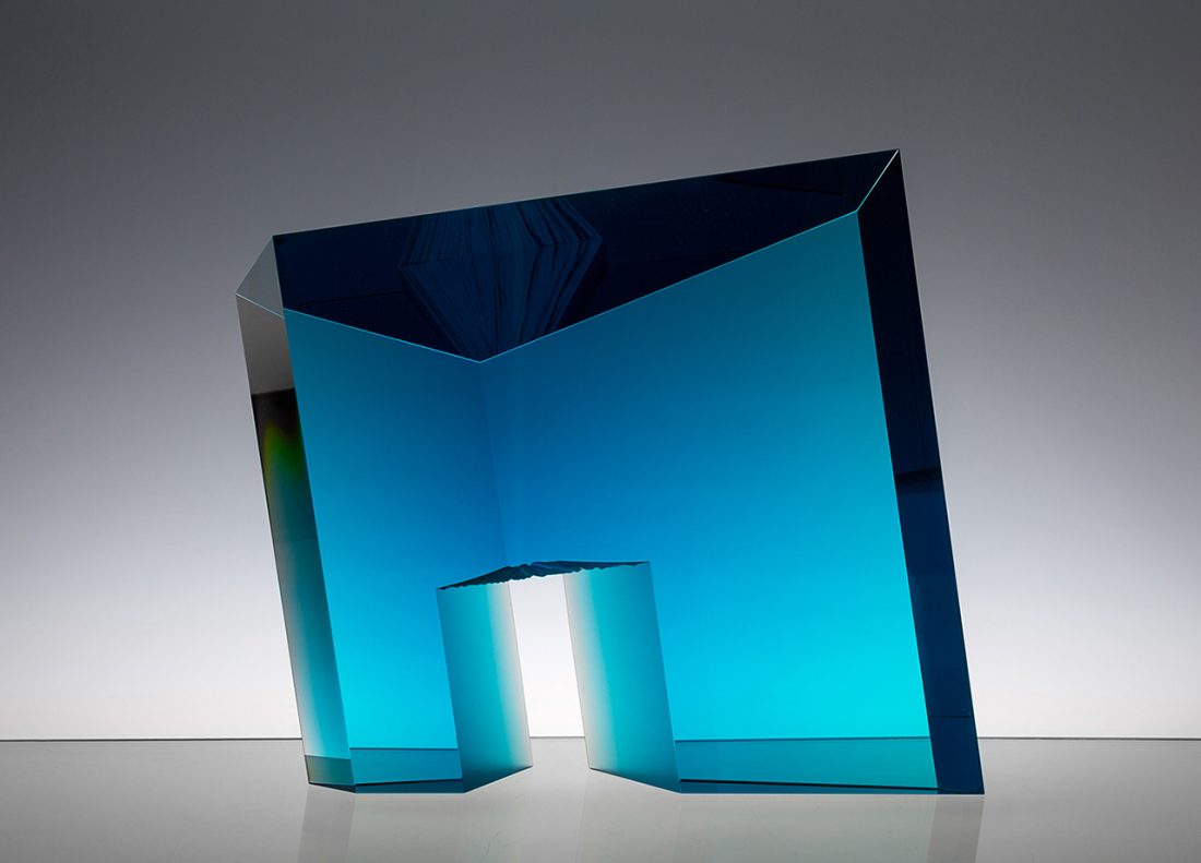GlassArt: Tomas Brzon - Blue Passage